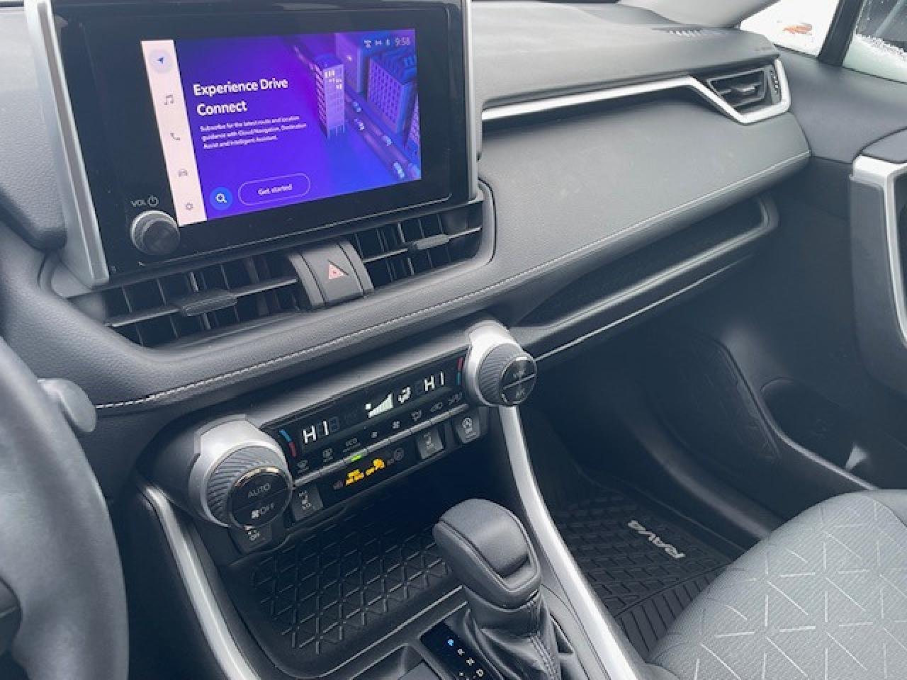 2023 Toyota RAV4  AWD XLE Photo