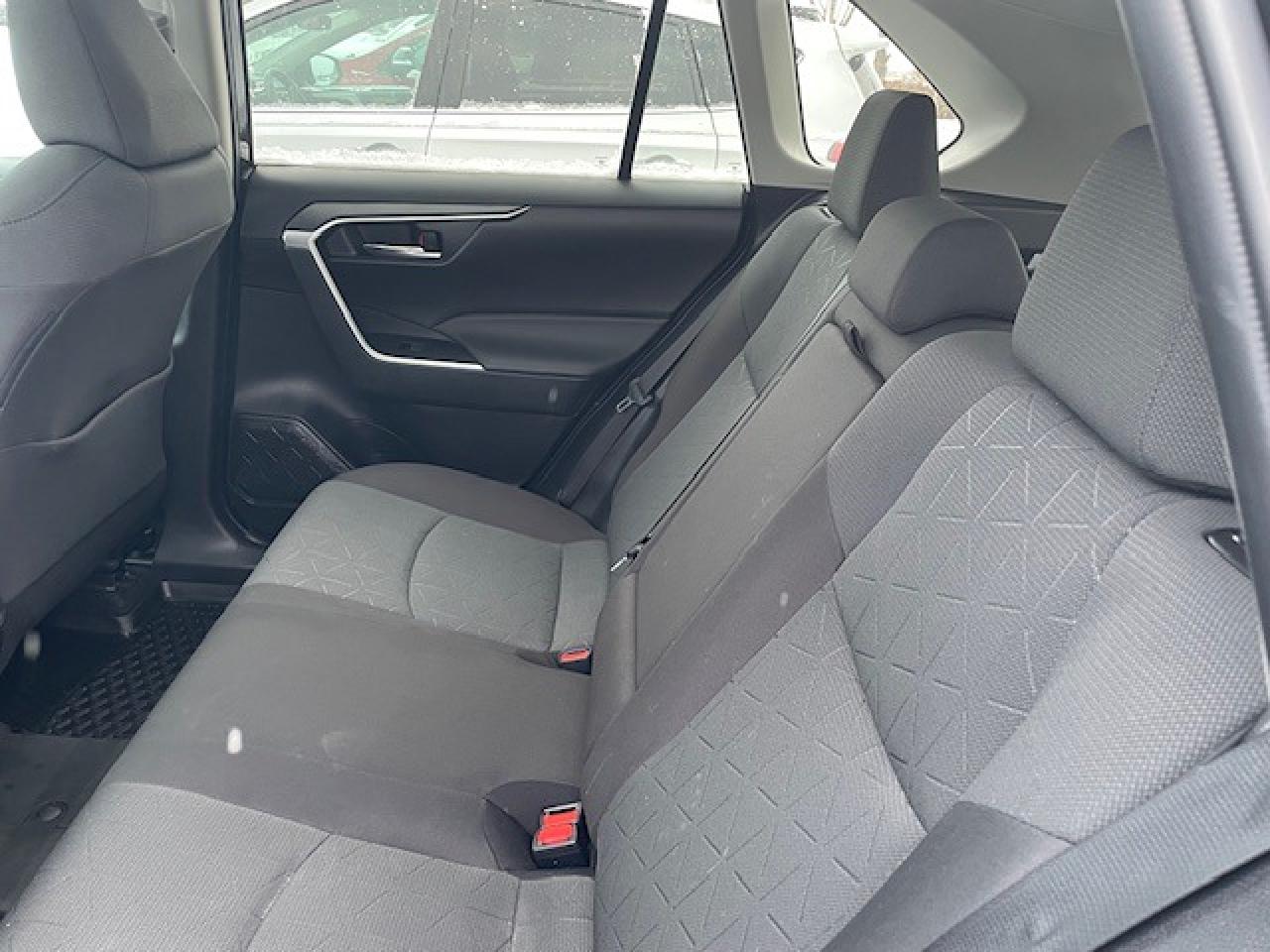 2023 Toyota RAV4  AWD XLE Photo