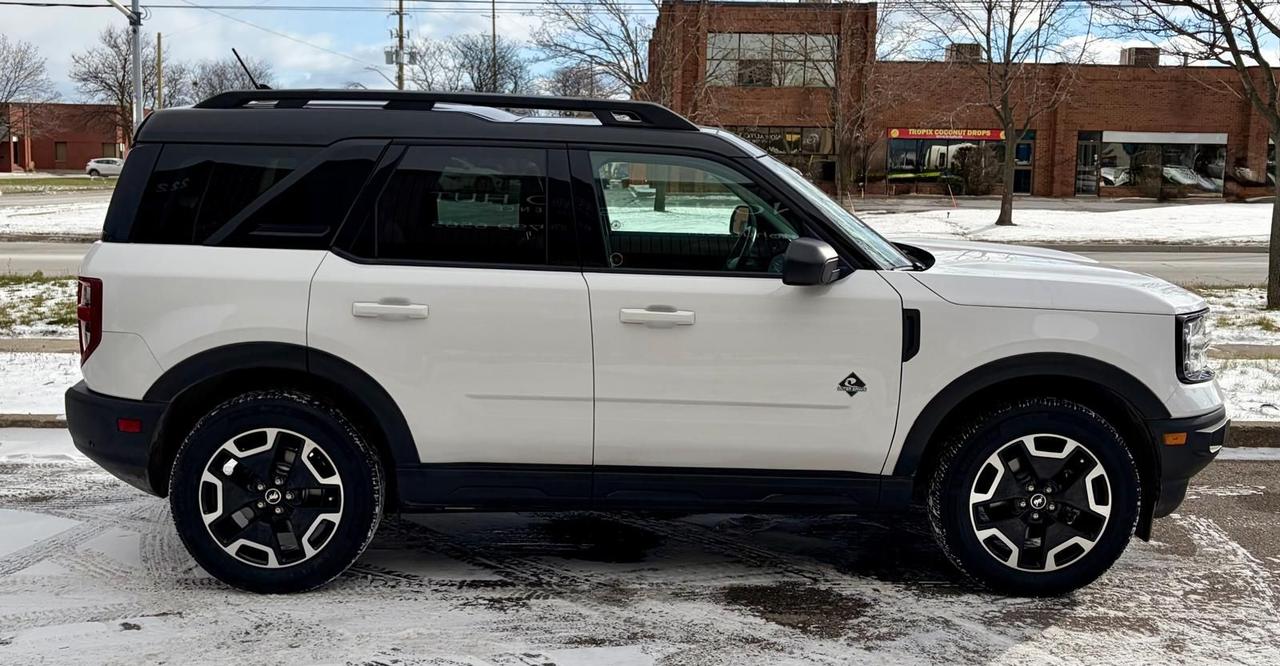 2022 Ford Bronco Sport Outer Banks - Photo #4