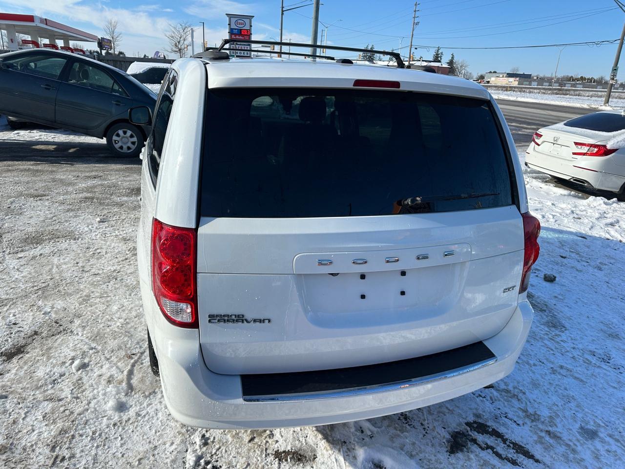 2015 Dodge Grand Caravan SXT, ALLOYS, 7 PASSENGER, ONLY 167KMS, CERTIFIED - Photo #4