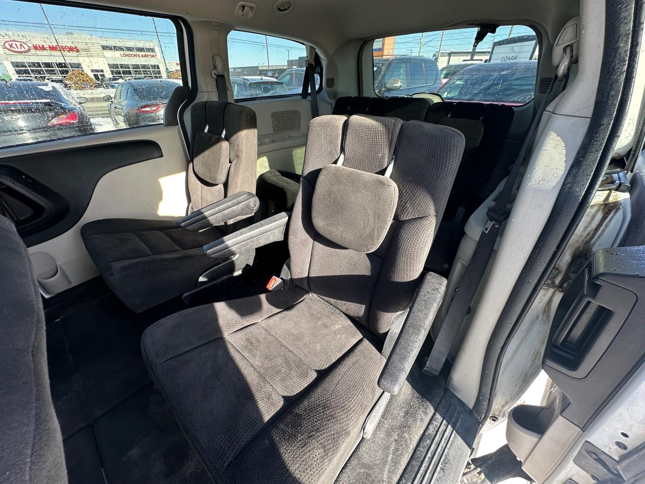 2015 Dodge Grand Caravan SXT, ALLOYS, 7 PASSENGER, ONLY 167KMS, CERTIFIED - Photo #9