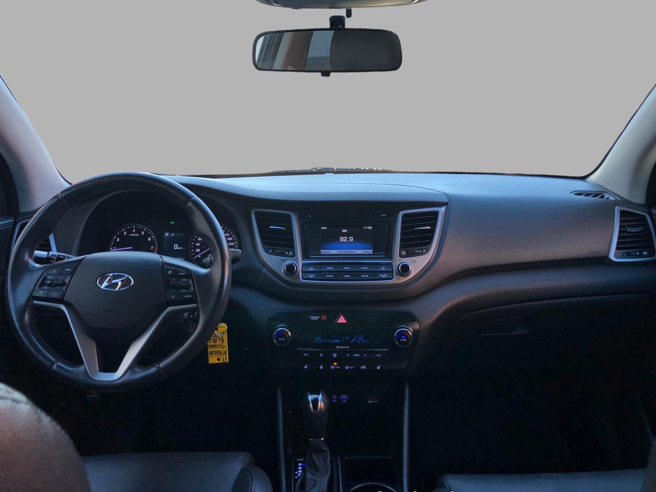 2017 Hyundai Tucson SE / LTHR / B.CAM / S.ROOF / MOONROOF Photo