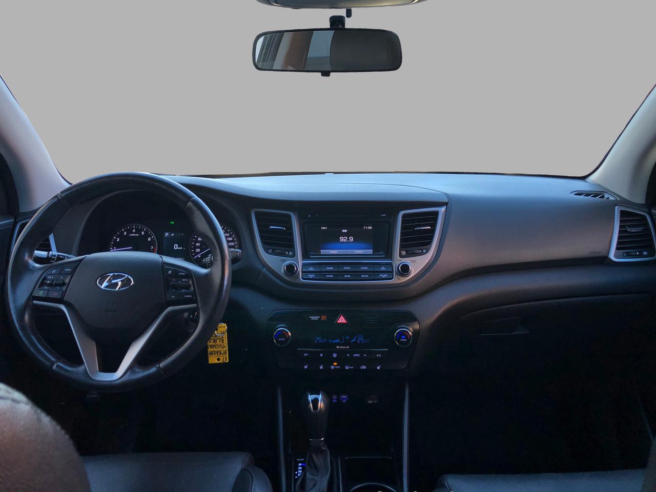 2017 Hyundai Tucson SE / LTHR / B.CAM / S.ROOF / MOONROOF Photo28