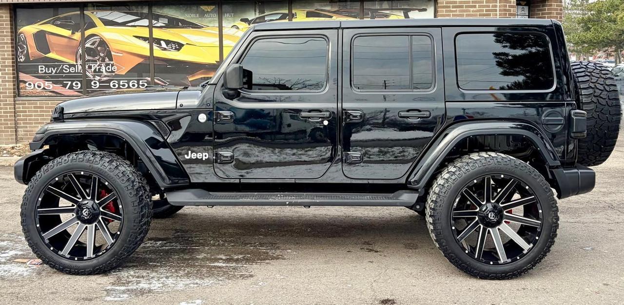 2022 Jeep Wrangler Unlimited Sahara Photo