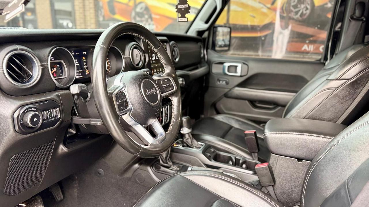 2022 Jeep Wrangler Unlimited Sahara Photo