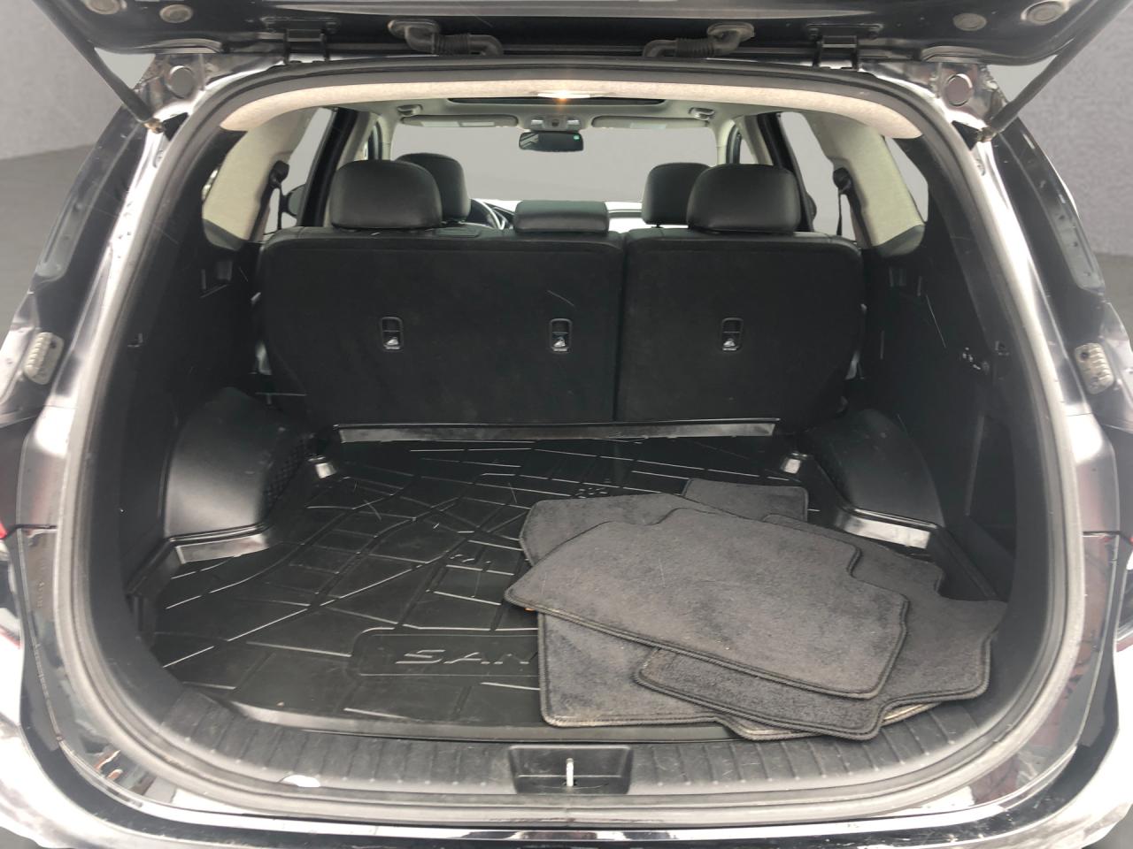 2020 Hyundai Santa Fe Preferred / B.CAM / S.ROOF / MOONROOF / WOOD TRIM Photo7