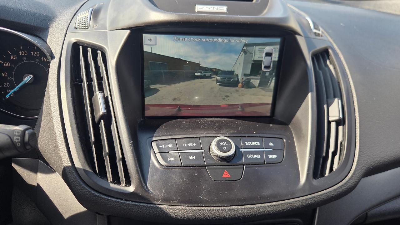 2017 Ford Escape 4WD 4dr SE 20L w/Navi/Cam - Photo #14