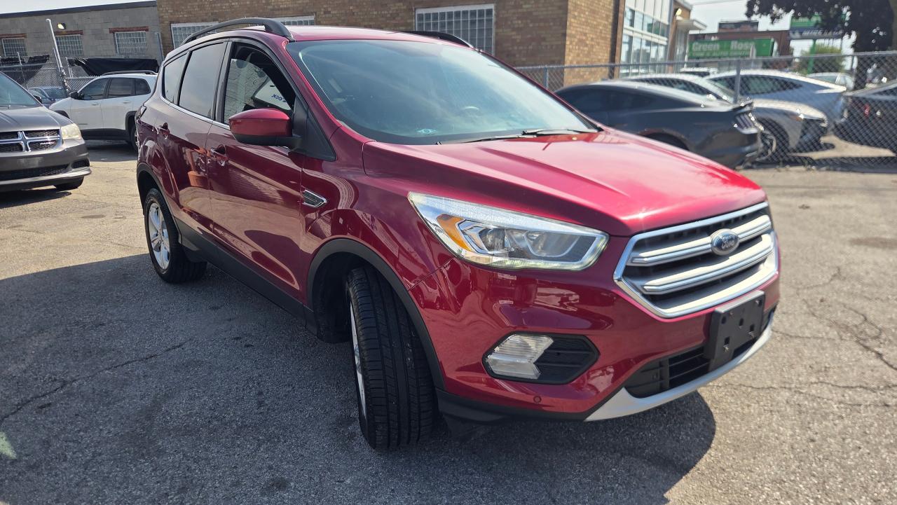 2017 Ford Escape 4WD 4dr SE 20L w/Navi/Cam - Photo #6