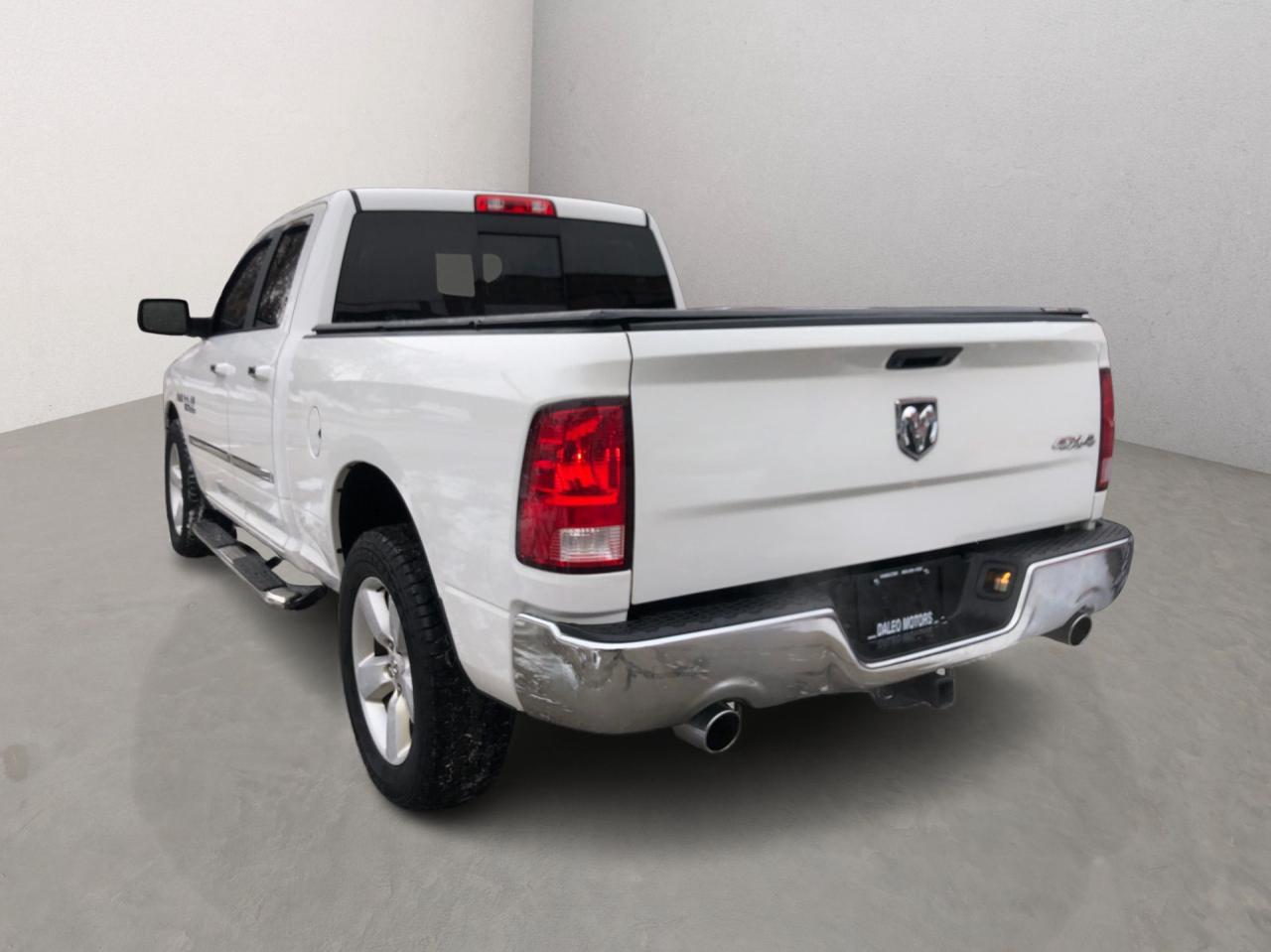 2017 RAM 1500 SLT / B.CAM / H.SEATS / 6 PASSENGER