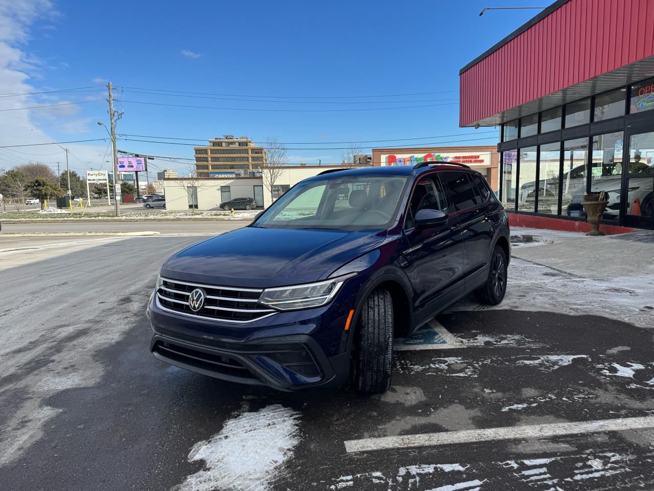 2022 Volkswagen Tiguan COMFORTLINE Photo2