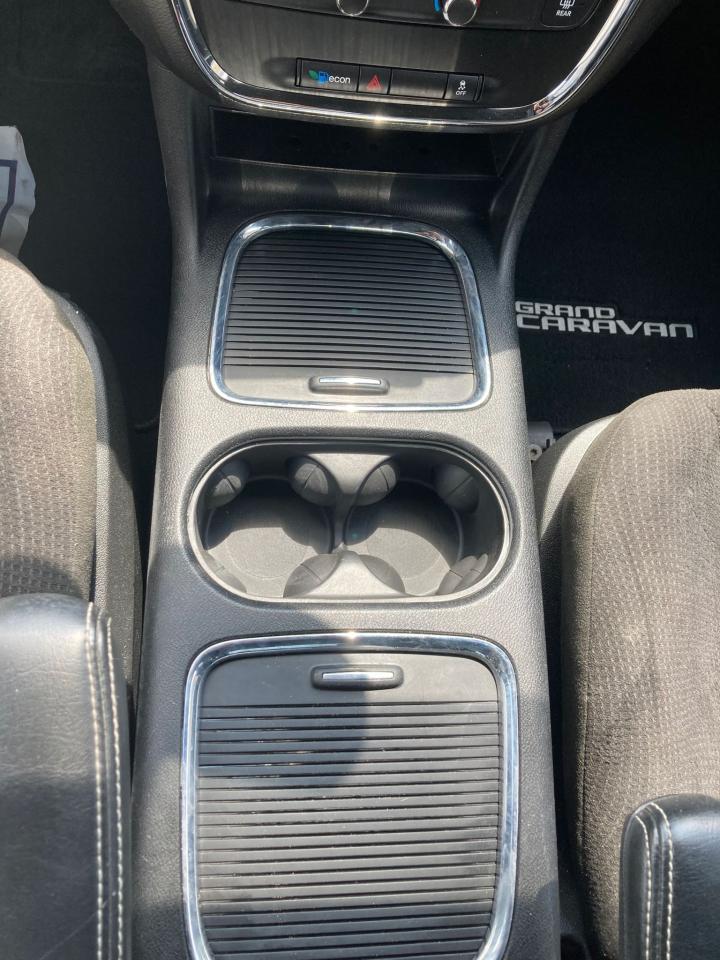 2015 Dodge Grand Caravan SXT 7SEATS FAMILY VAN FULL STOW&GO NO ACCIDENT - Photo #9