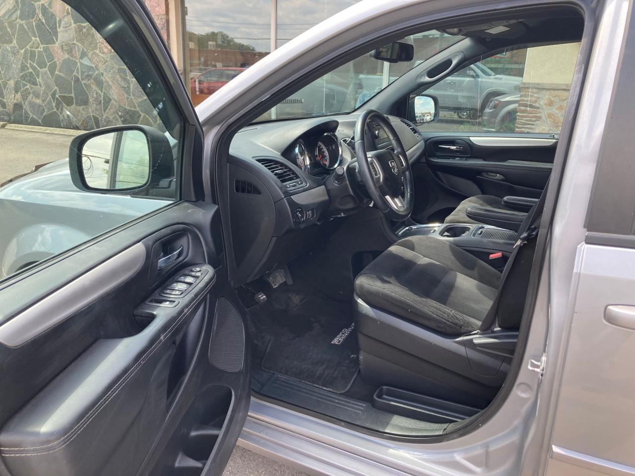 2015 Dodge Grand Caravan SXT 7SEATS FAMILY VAN FULL STOW&GO NO ACCIDENT - Photo #7