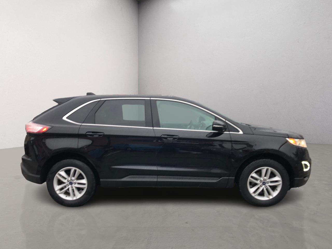 2018 Ford Edge SEL / B.CAM / H.SEATS / NAV / LTHR Photo