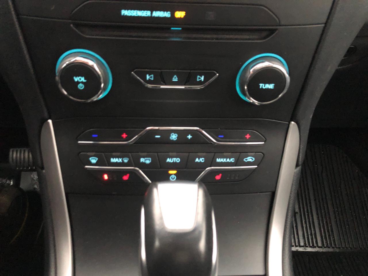 2018 Ford Edge SEL / B.CAM / H.SEATS / NAV / LTHR Photo15