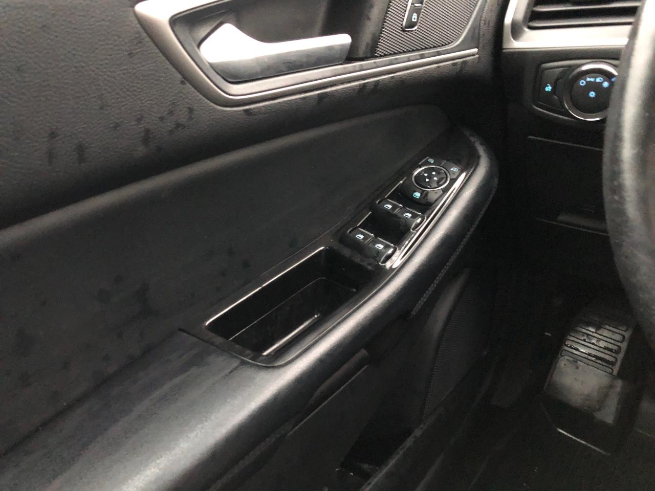 2018 Ford Edge SEL / B.CAM / H.SEATS / NAV / LTHR Photo32