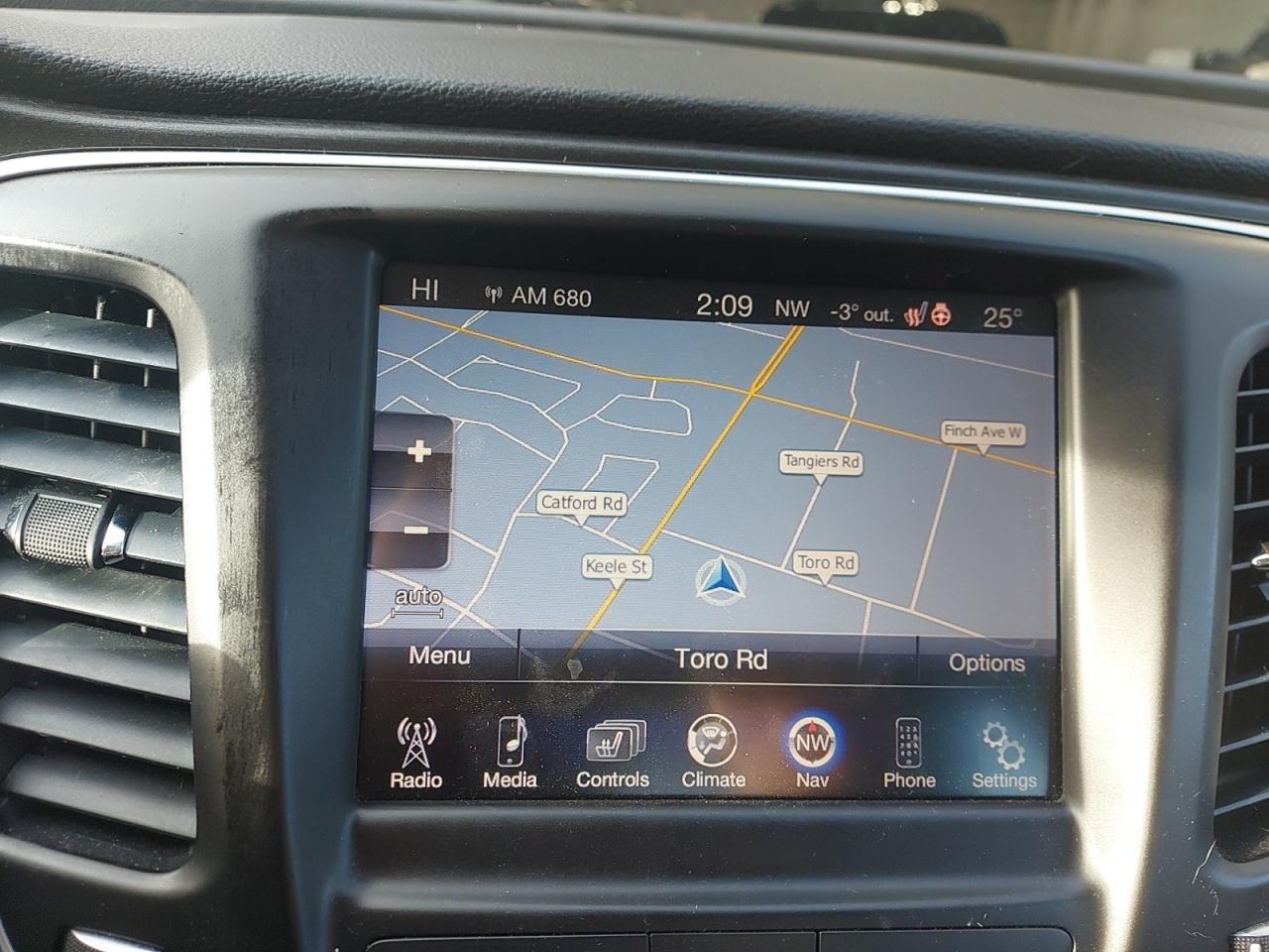 2015 Chrysler 200 Limited Photo