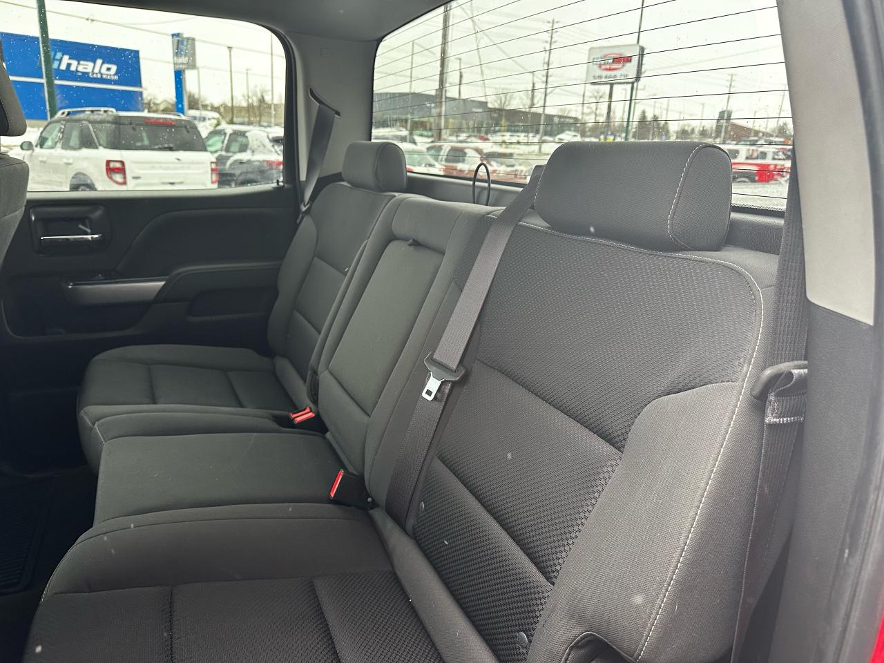 2017 Chevrolet Silverado LT Photo