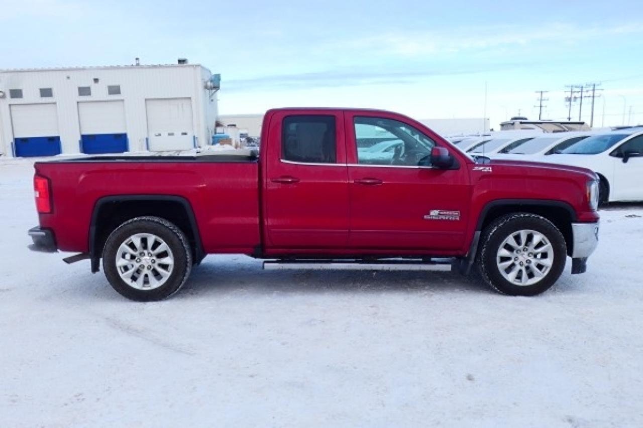 2018 GMC Sierra 1500 SLE 4WD Double Cab w/Htd cloth, BUC - Photo #5