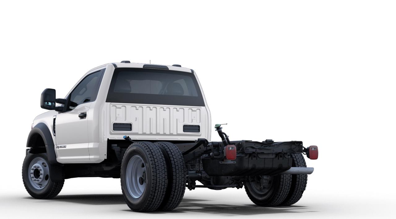 2022 Ford F-550 Super Duty DRW XL 4WD Reg Cab 169 WB 84 CA Photo