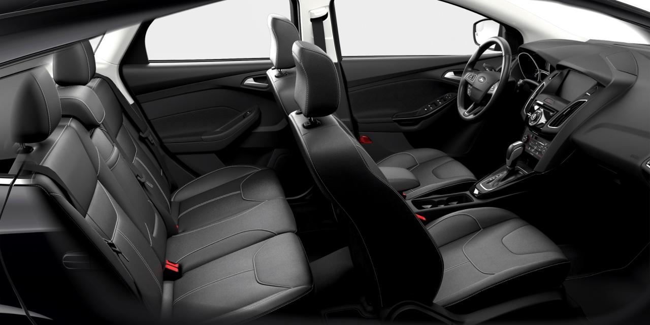 2016 Ford Focus TITANIUM 5DR HB Photo