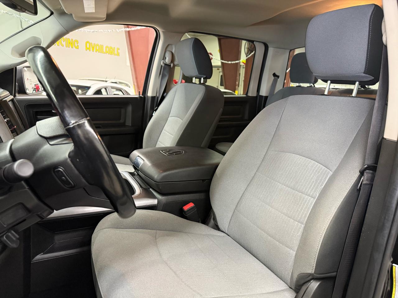 2021 RAM 1500 Classic EXPRESS - Photo #13