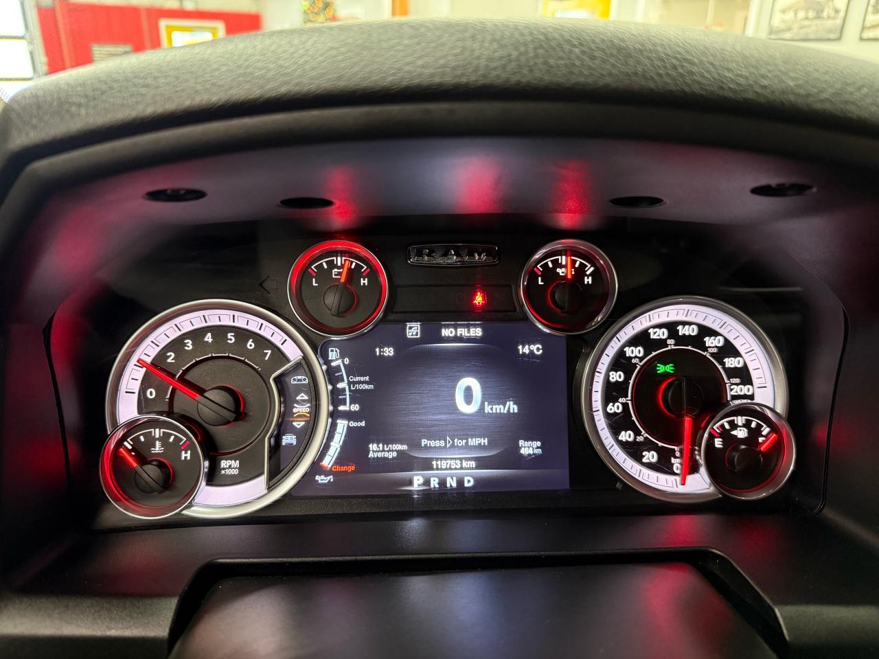 2021 RAM 1500 Classic EXPRESS - Photo #22