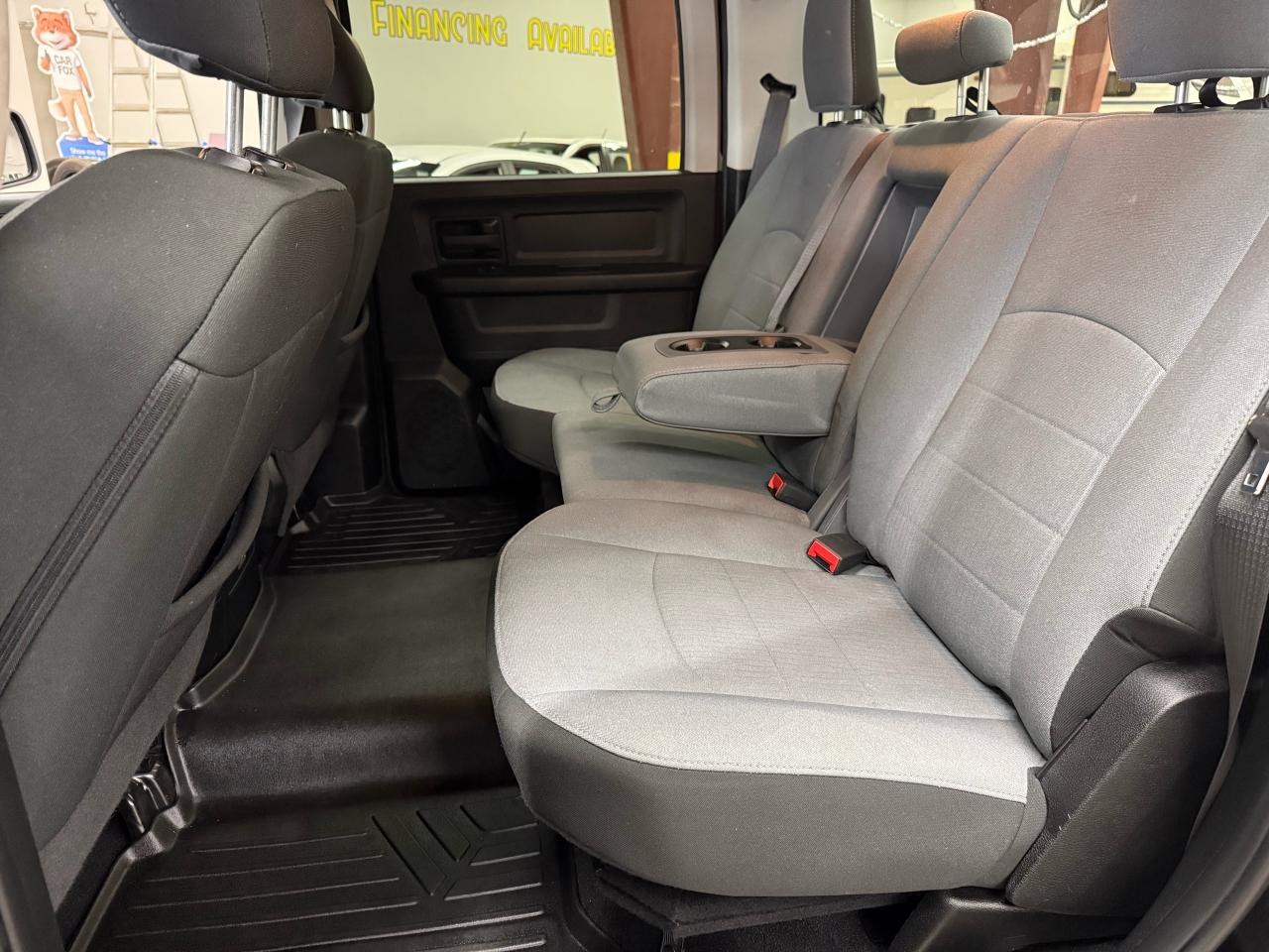 2021 RAM 1500 Classic EXPRESS - Photo #23