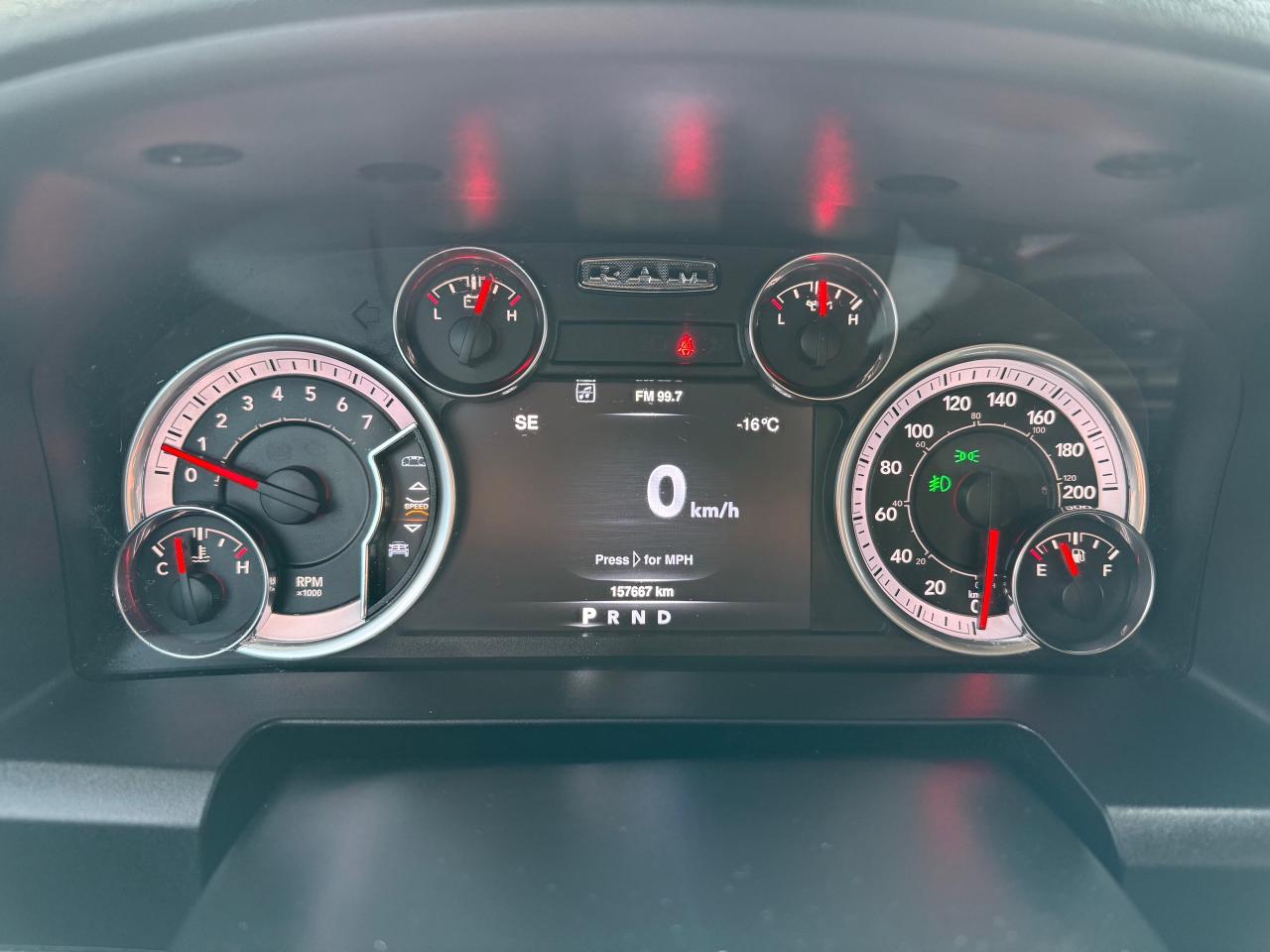 2021 RAM 1500 Classic Tradesman Heated Steering and Seats! AutoStart! Photo4