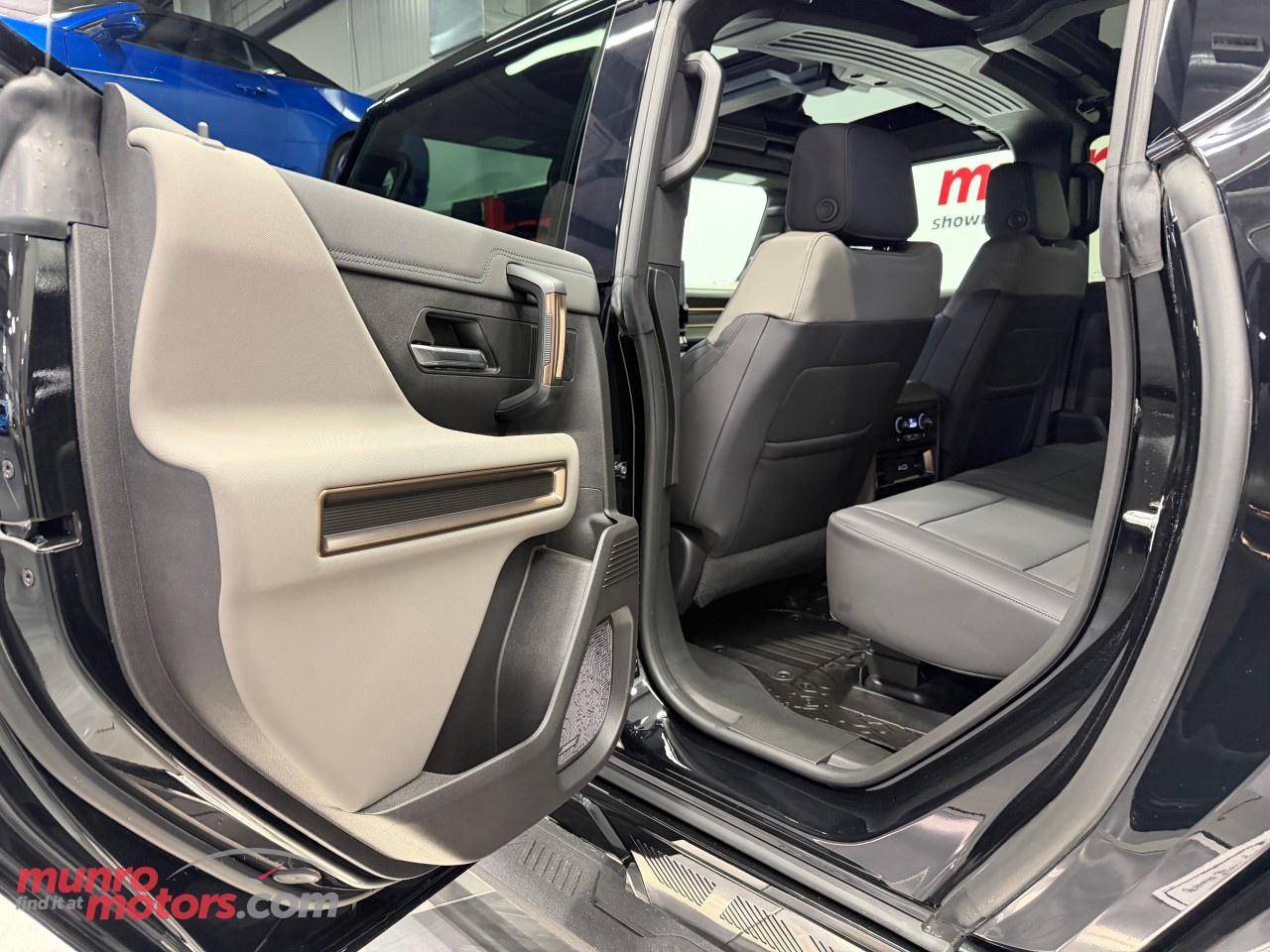 2025 GMC HUMMER EV SUV e4WD 4dr 2X Photo