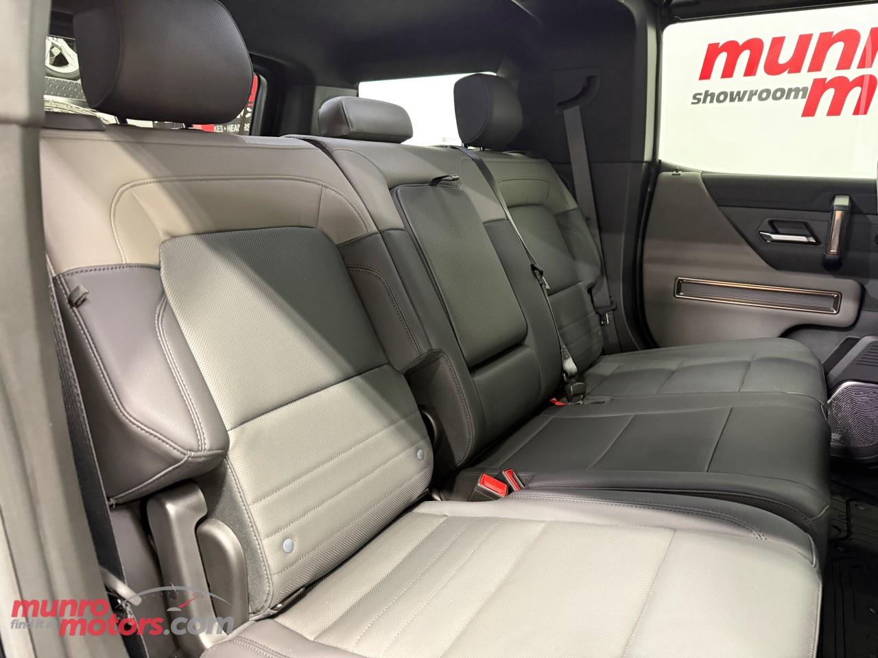 2025 GMC HUMMER EV SUV e4WD 4dr 2X Photo