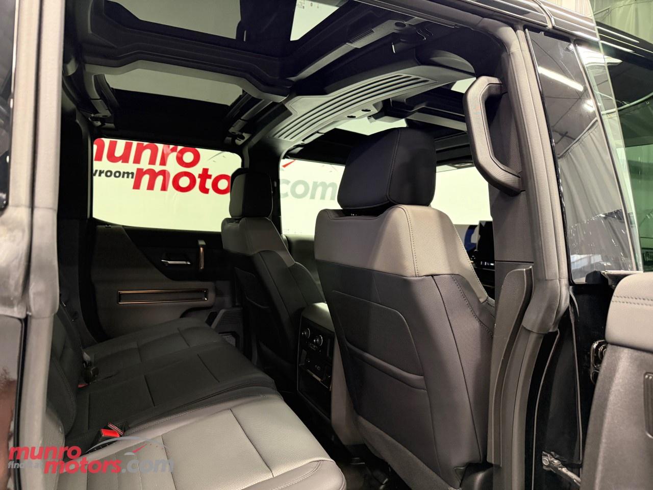 2025 GMC HUMMER EV SUV e4WD 4dr 2X Photo
