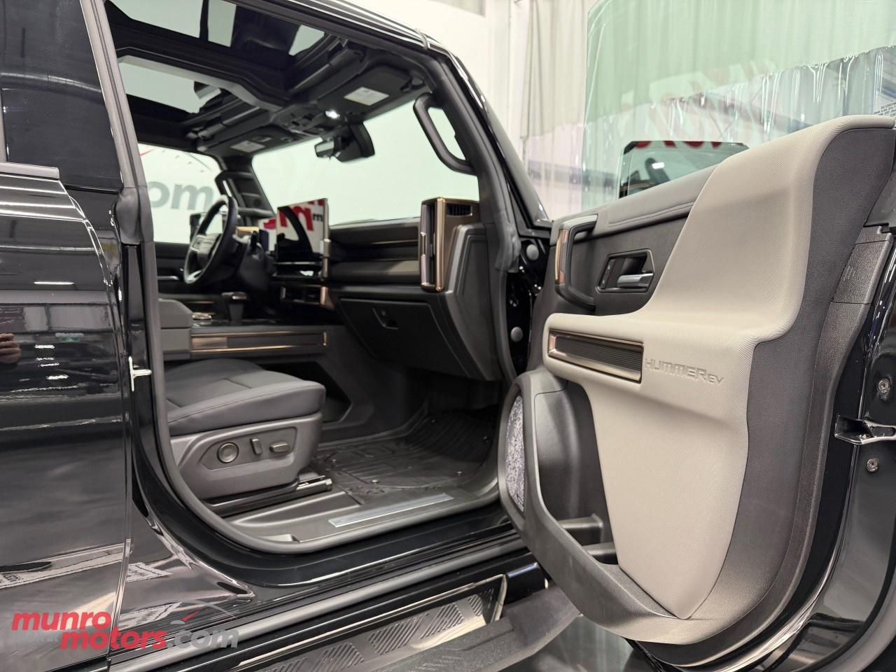 2025 GMC HUMMER EV SUV e4WD 4dr 2X Photo