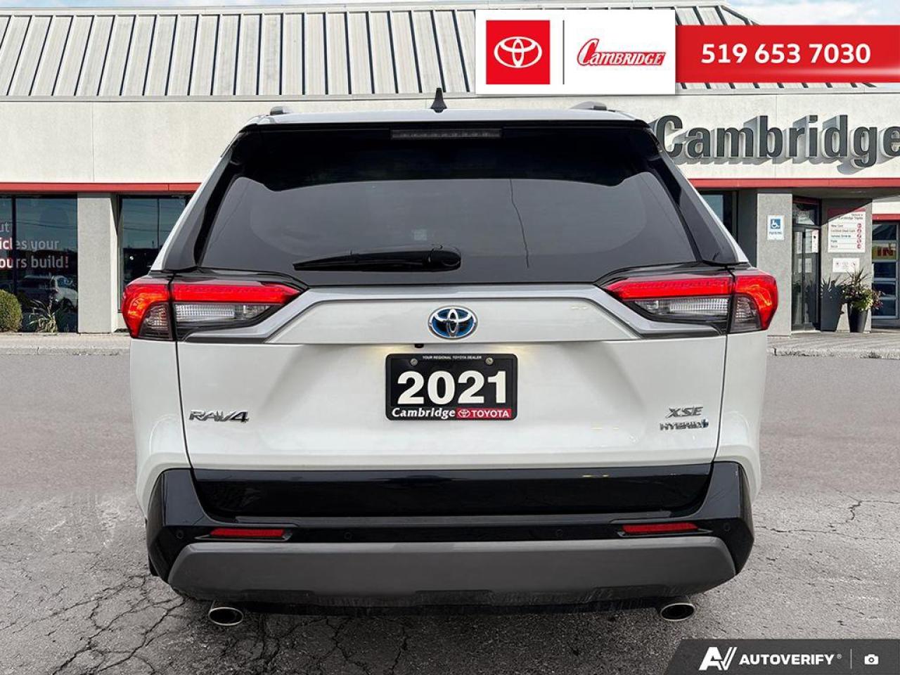 2021 Toyota RAV4 Hybrid XLE Photo4