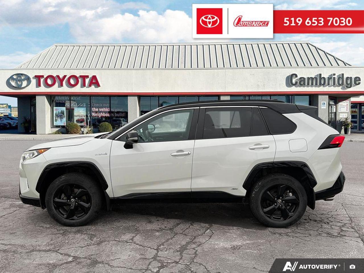 2021 Toyota RAV4 Hybrid XLE Photo