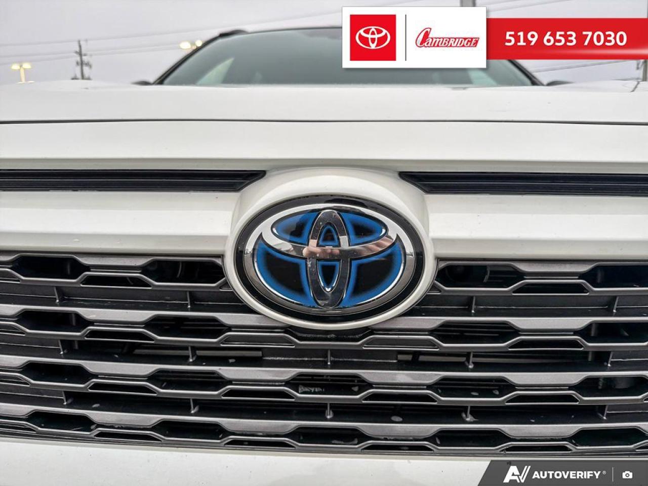 2021 Toyota RAV4 Hybrid XLE Photo