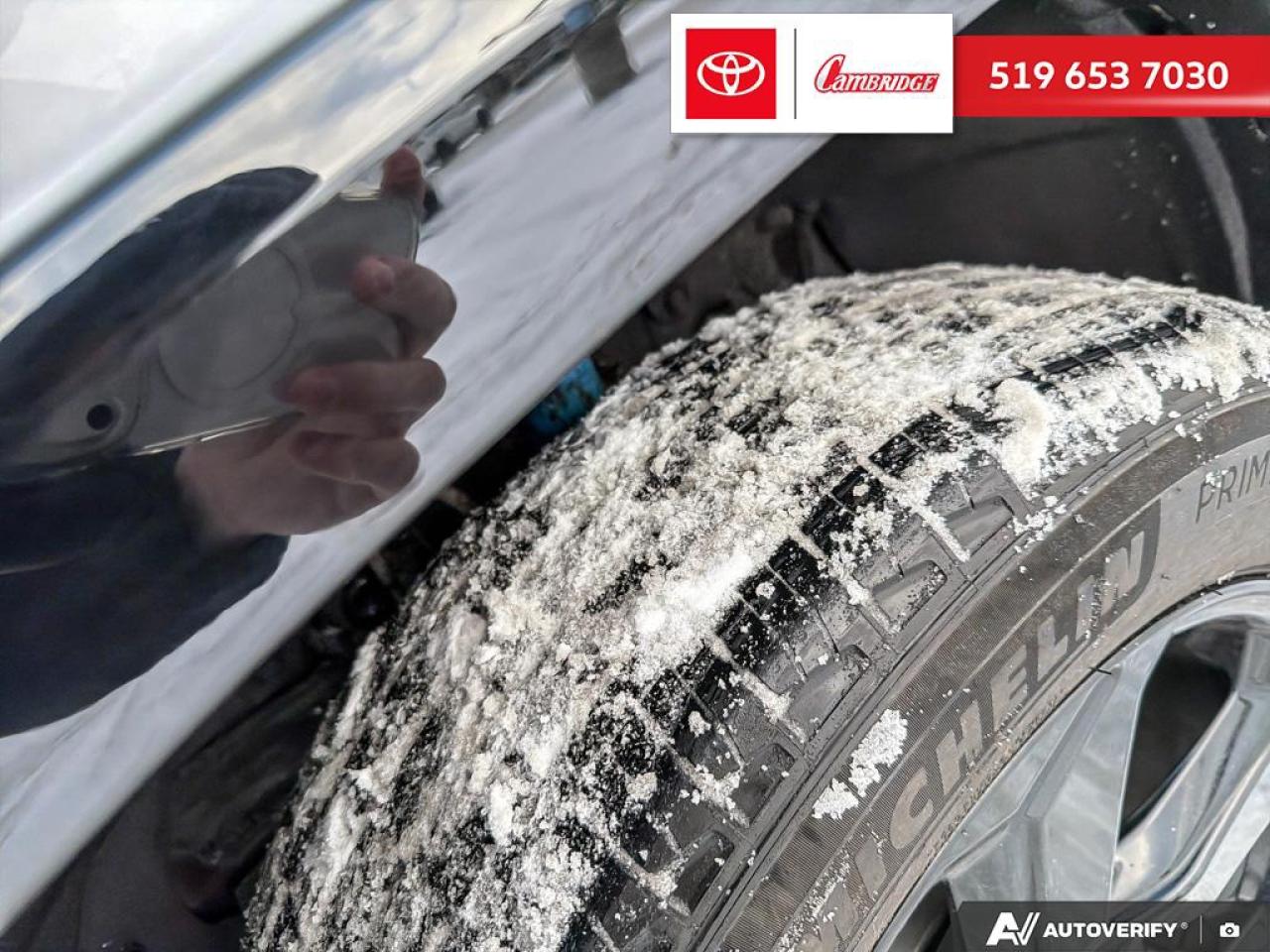 2021 Toyota RAV4 Hybrid XLE Photo