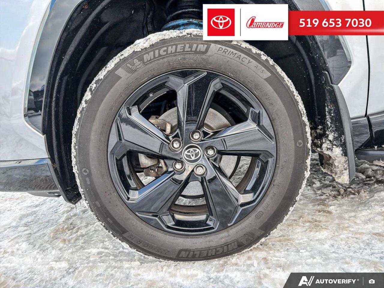 2021 Toyota RAV4 Hybrid XLE Photo