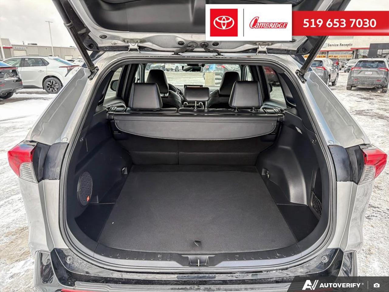 2021 Toyota RAV4 Hybrid XLE Photo