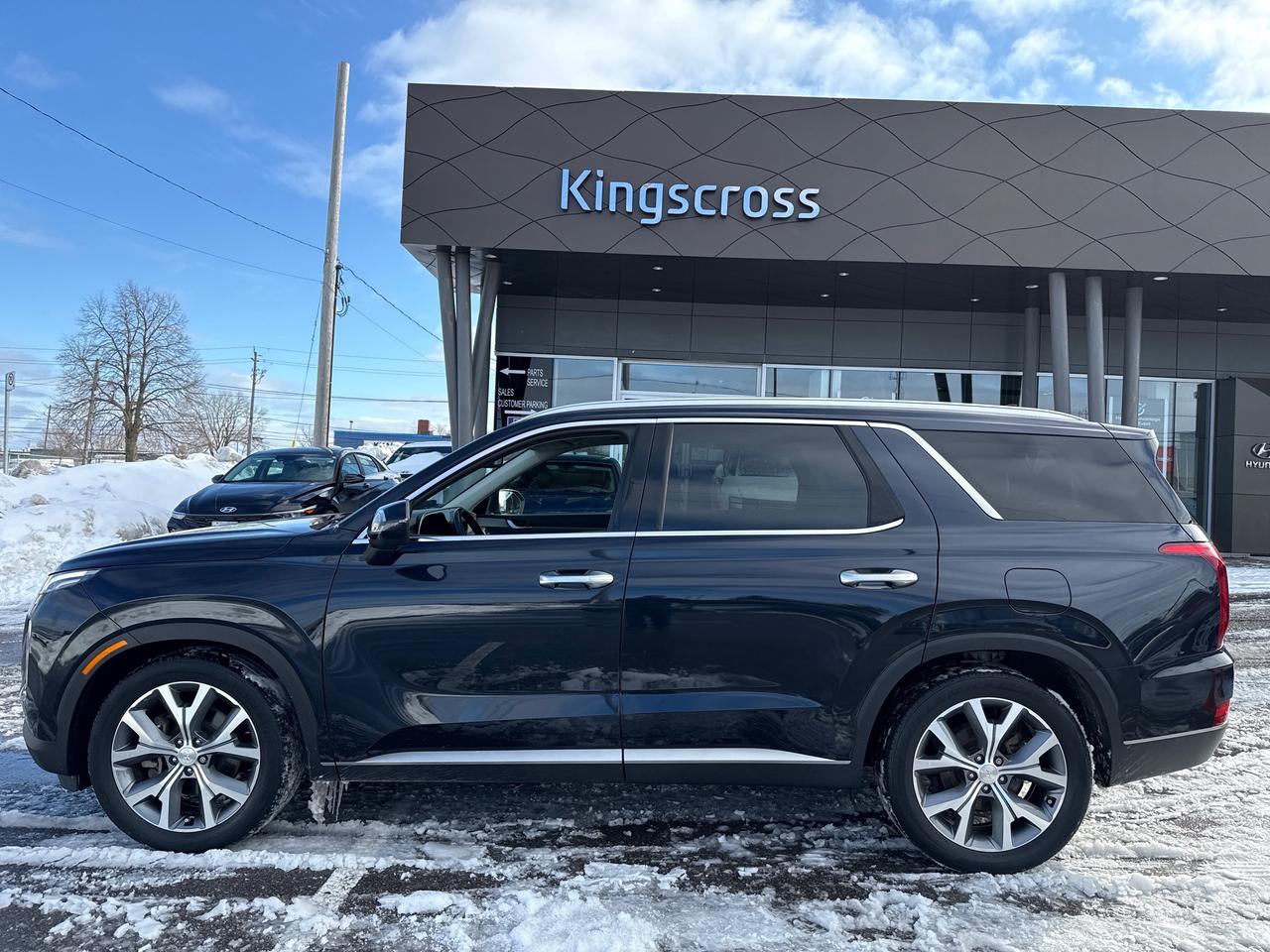 2020 Hyundai PALISADE Luxury 8 Passenger Photo