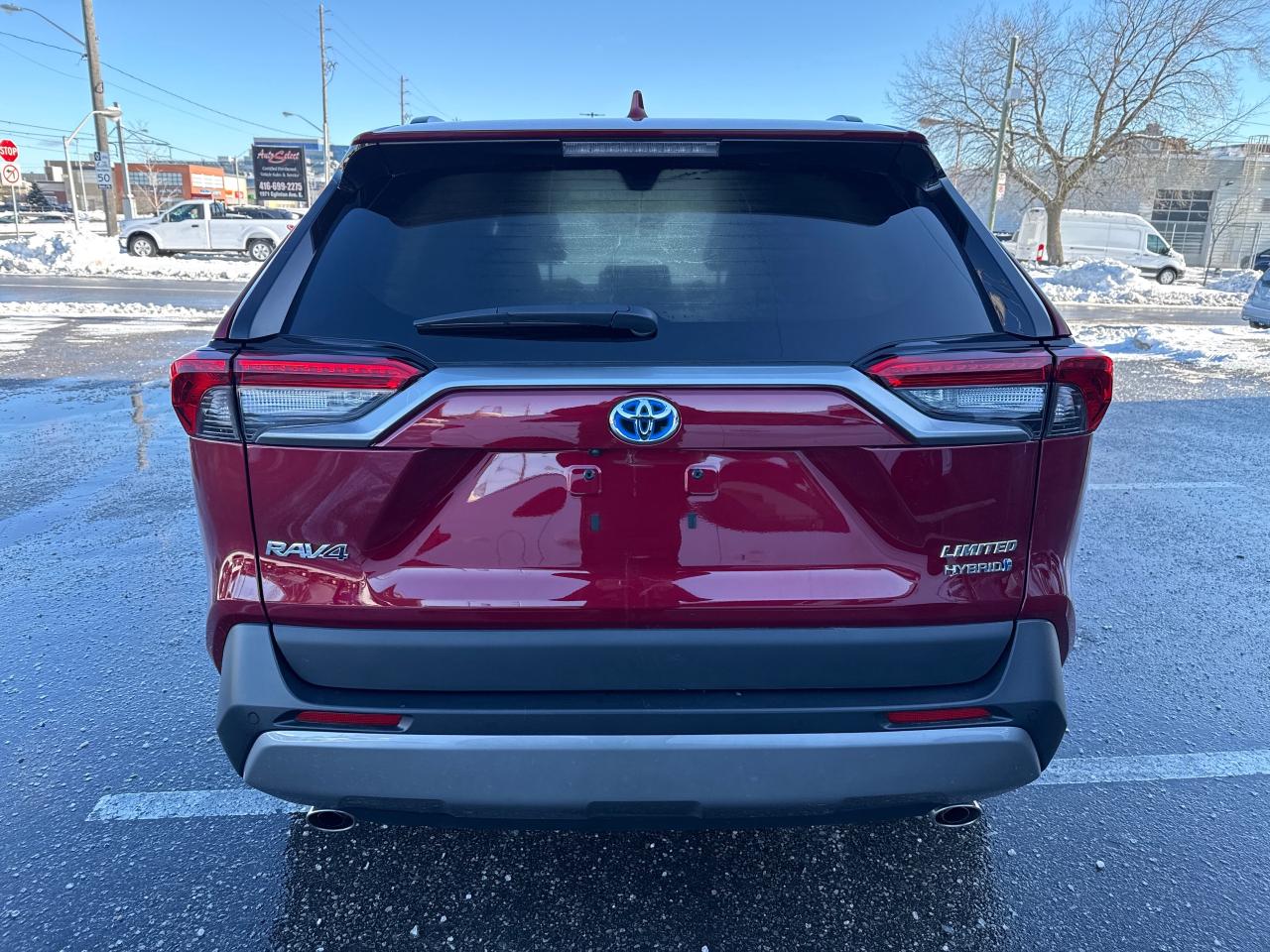 2023 Toyota RAV4 Hybrid Limited Photo