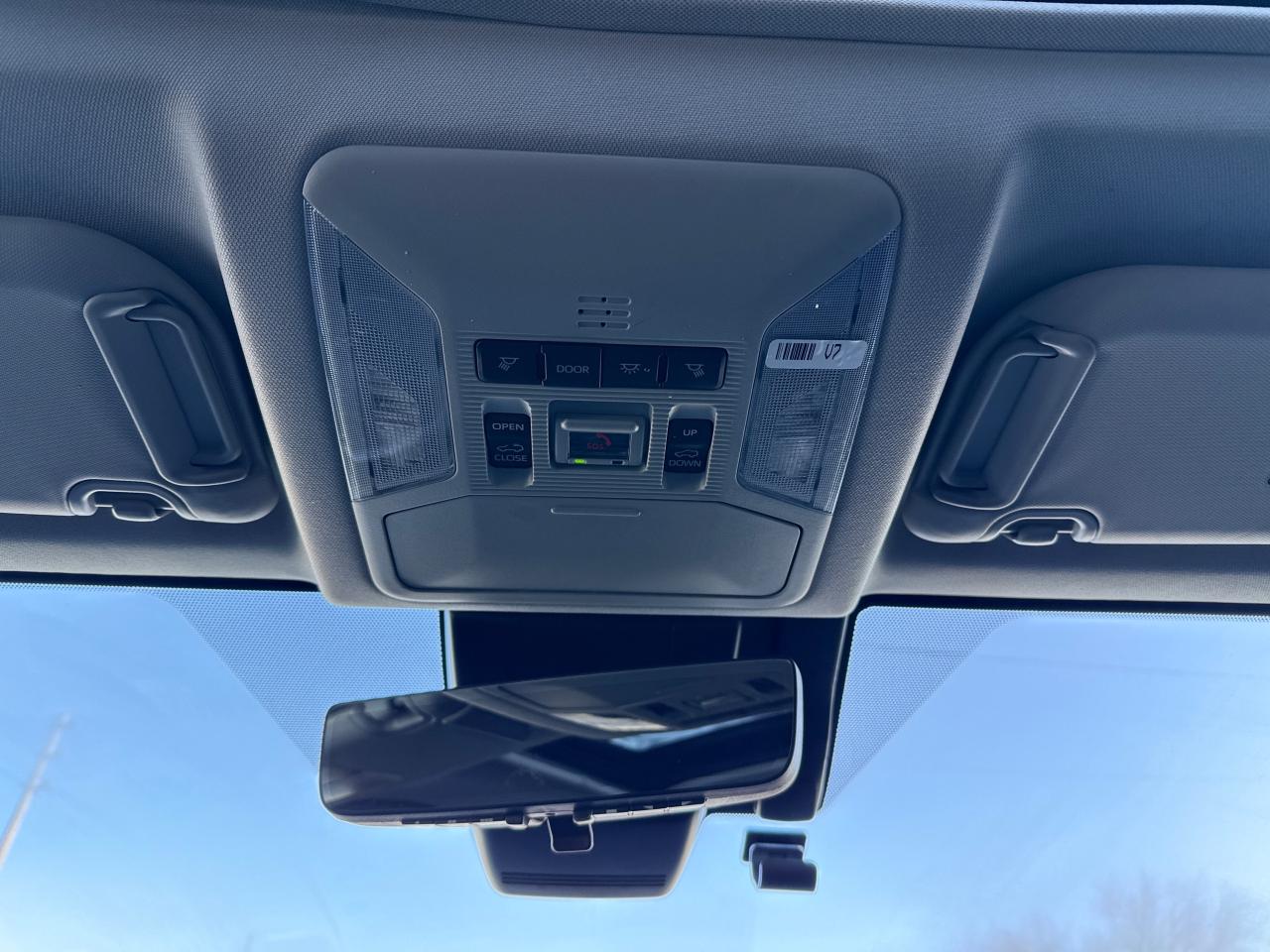 2023 Toyota RAV4 Hybrid Limited Photo