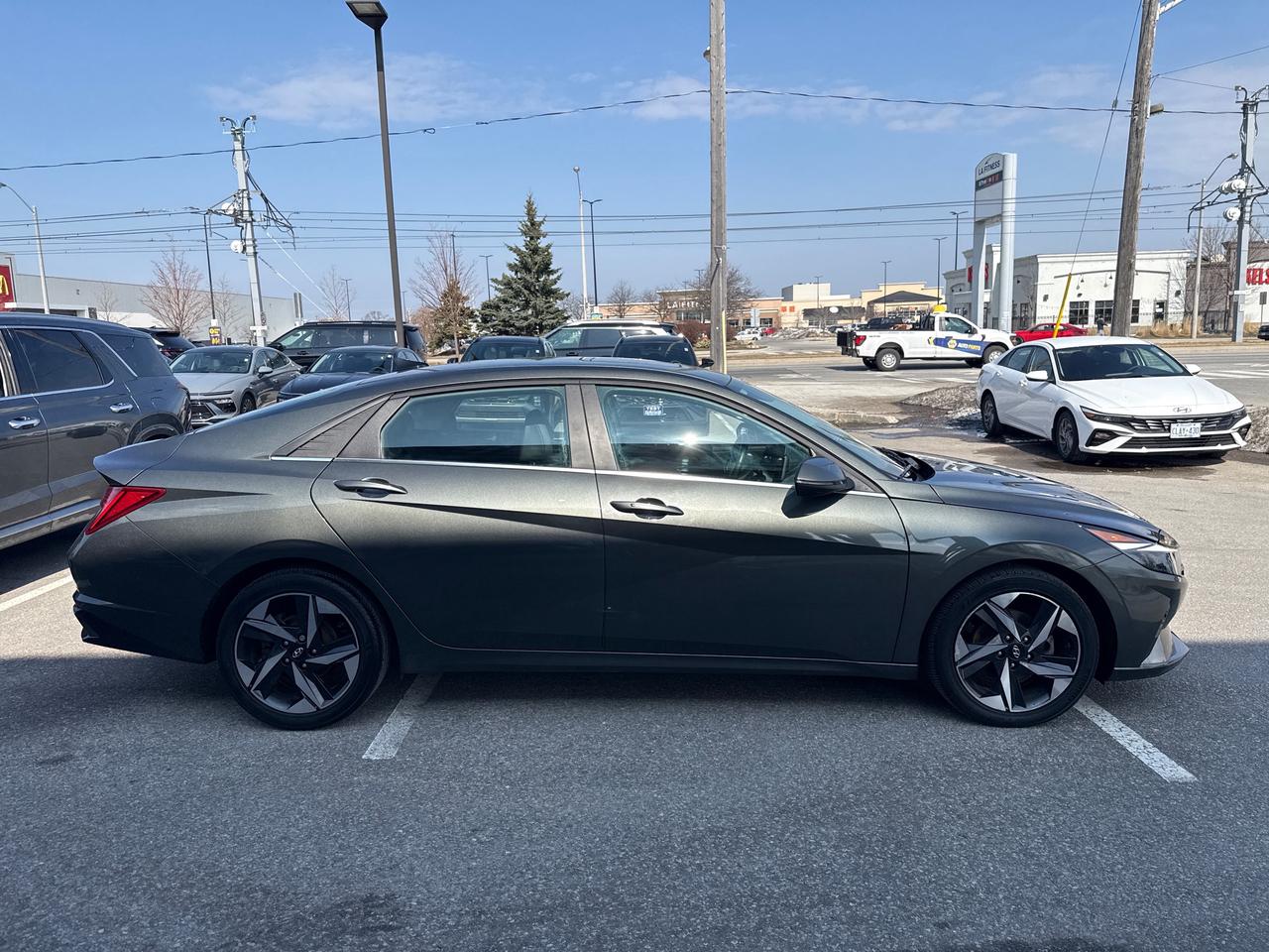 2021 Hyundai Elantra Ultimate Tech Photo