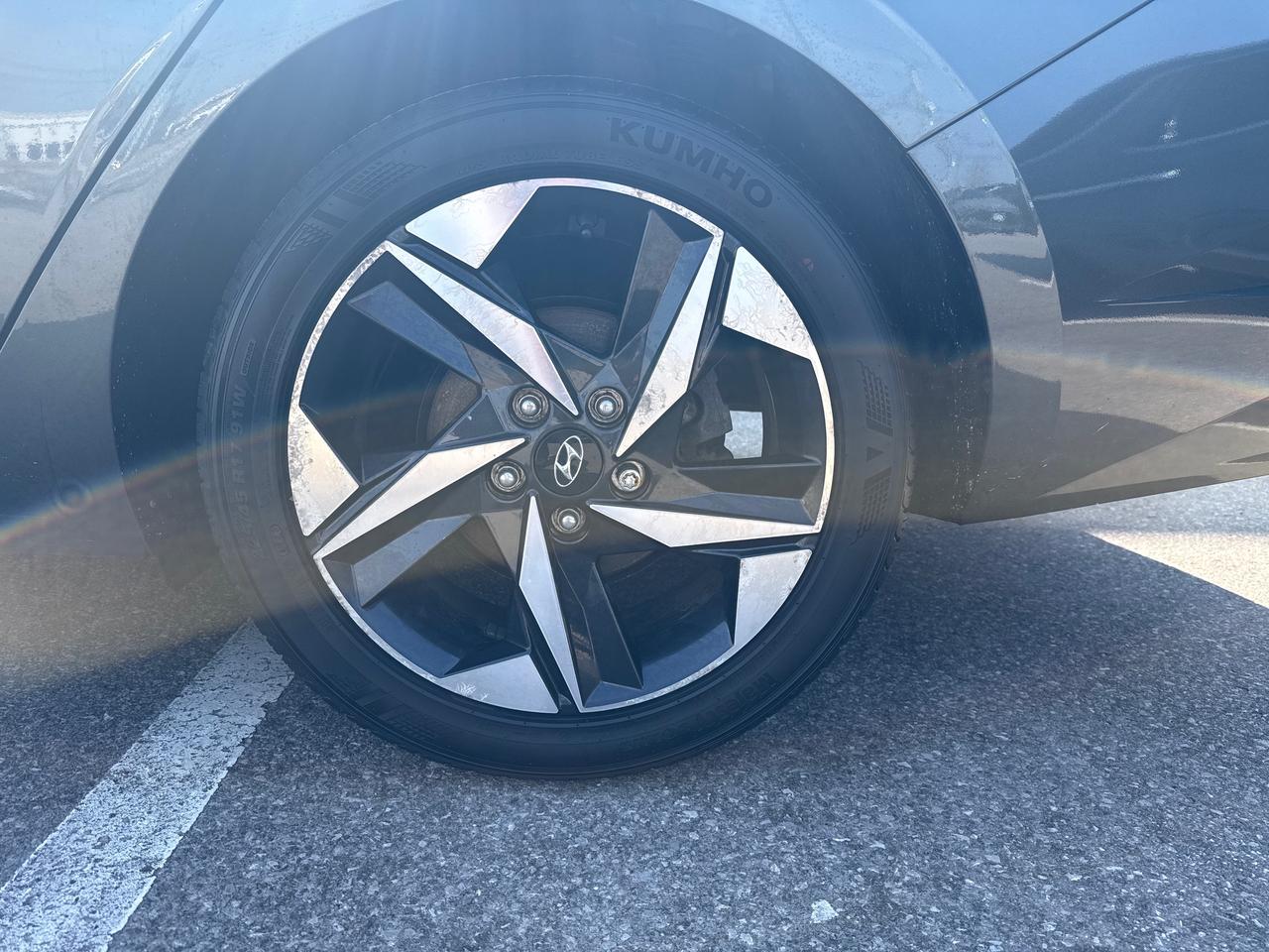 2021 Hyundai Elantra Ultimate Tech Photo