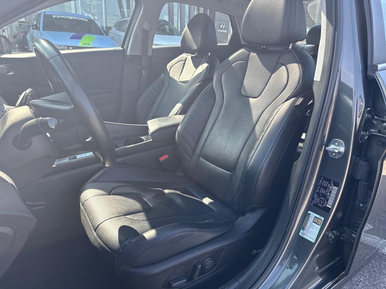 2021 Hyundai Elantra Ultimate Tech Photo
