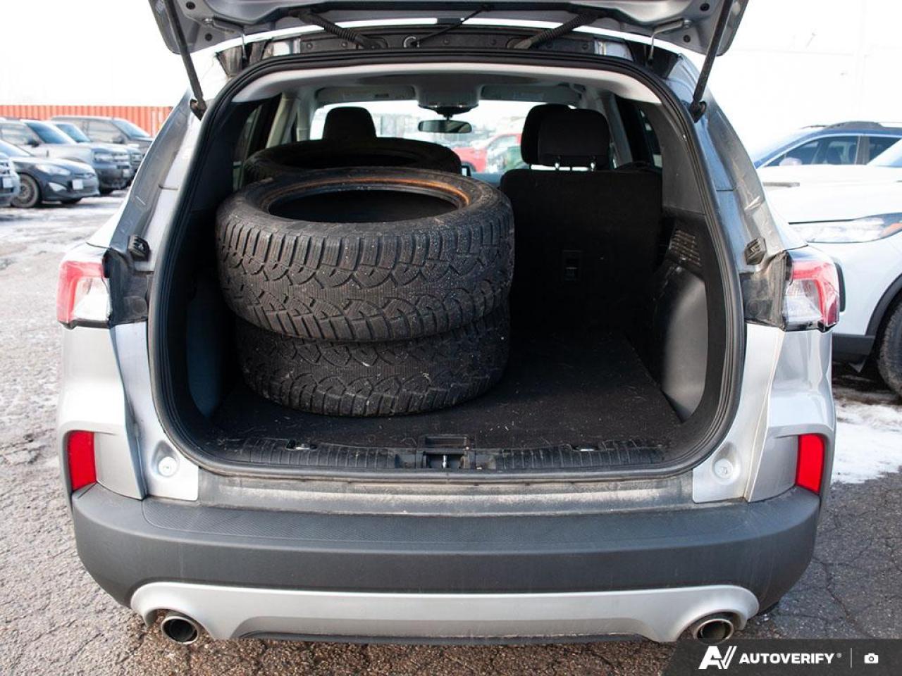 2021 Ford Escape SE Hybrid Moonroof, Cold Weather Package Photo