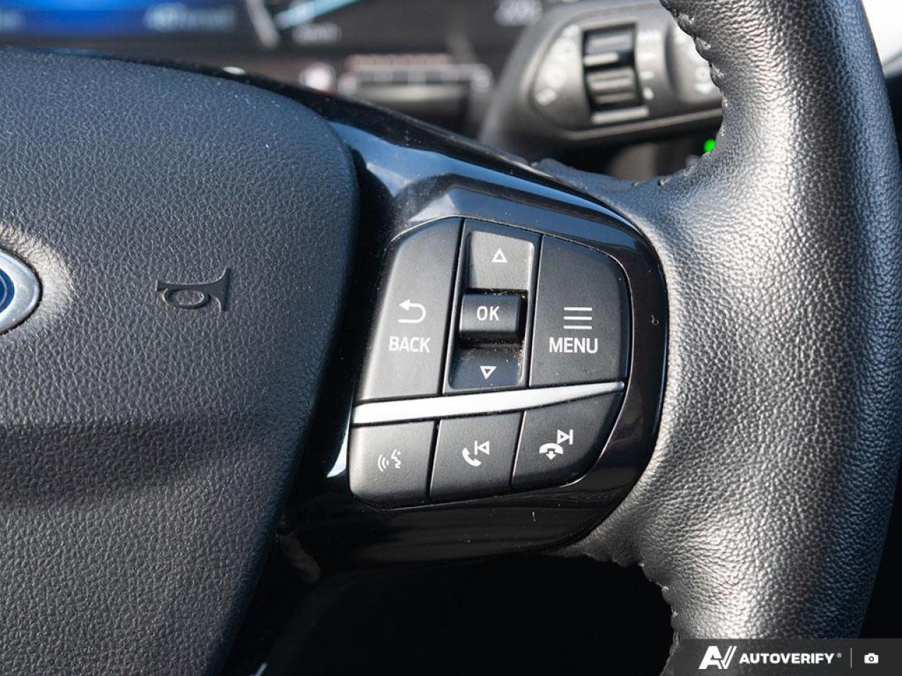 2021 Ford Escape SE Hybrid Moonroof, Cold Weather Package Photo