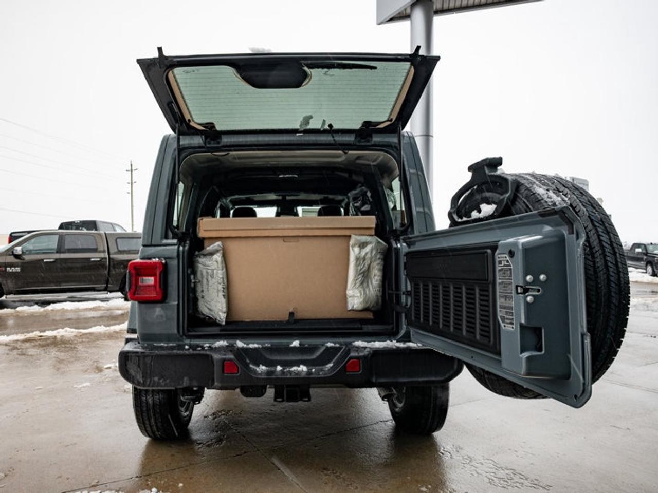 2026 Jeep Wrangler Sahara Photo