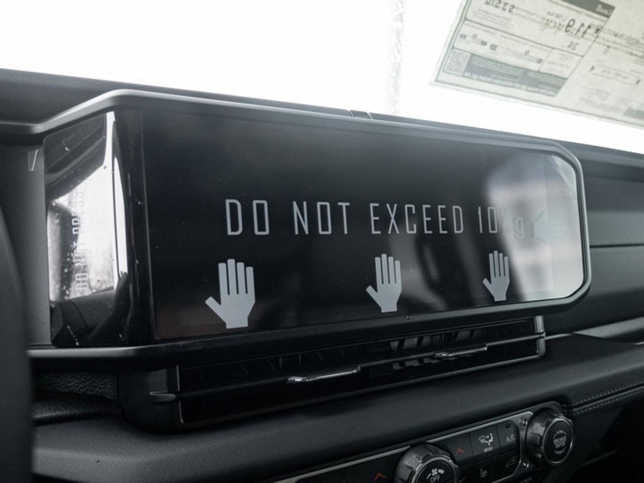 2026 Jeep Wrangler Sahara Photo