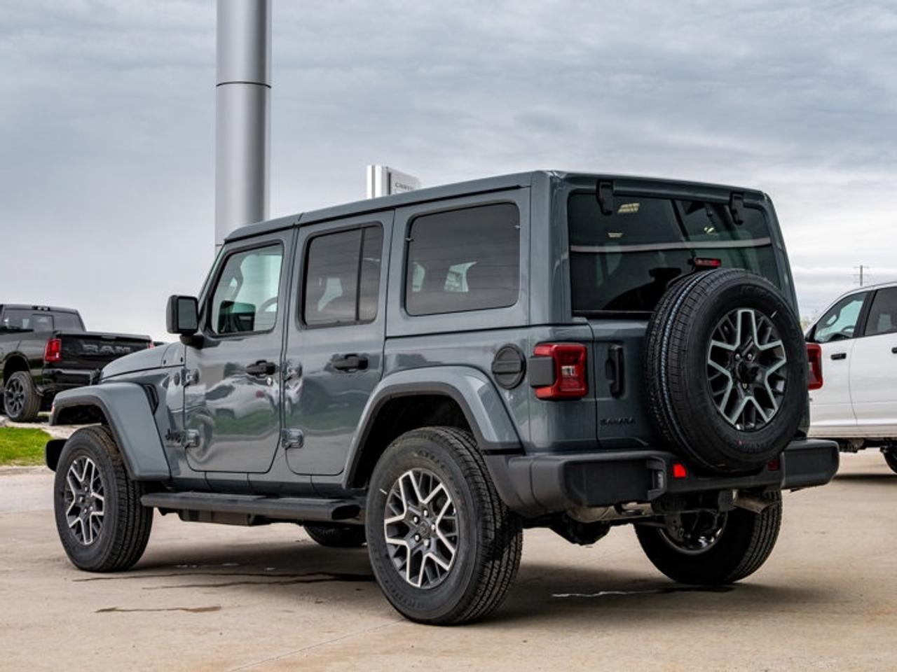 2026 Jeep Wrangler Sahara Photo