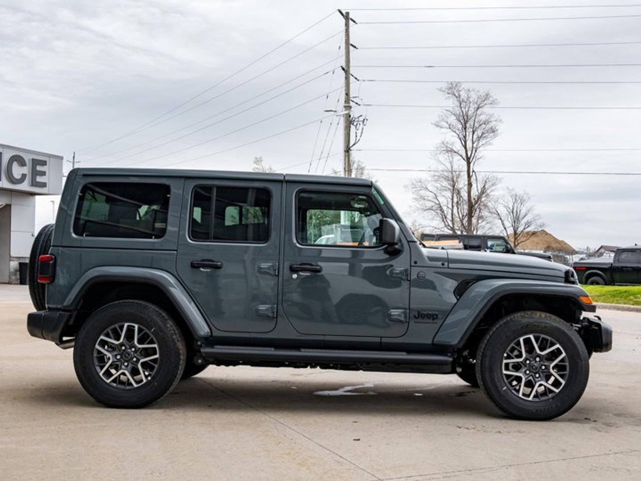 2026 Jeep Wrangler Sahara Photo